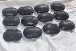 smooth surface coal briquettes